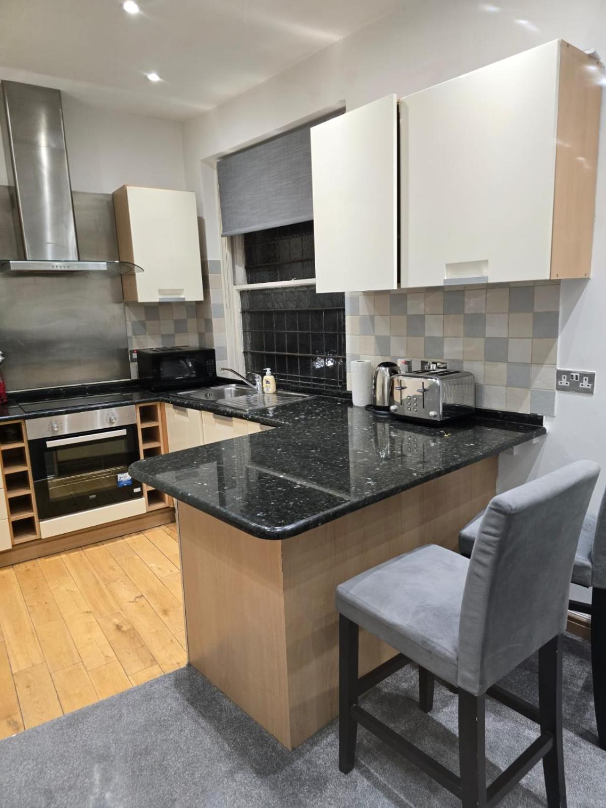 Estatesmen Mount Street Mayfair Flat Londra