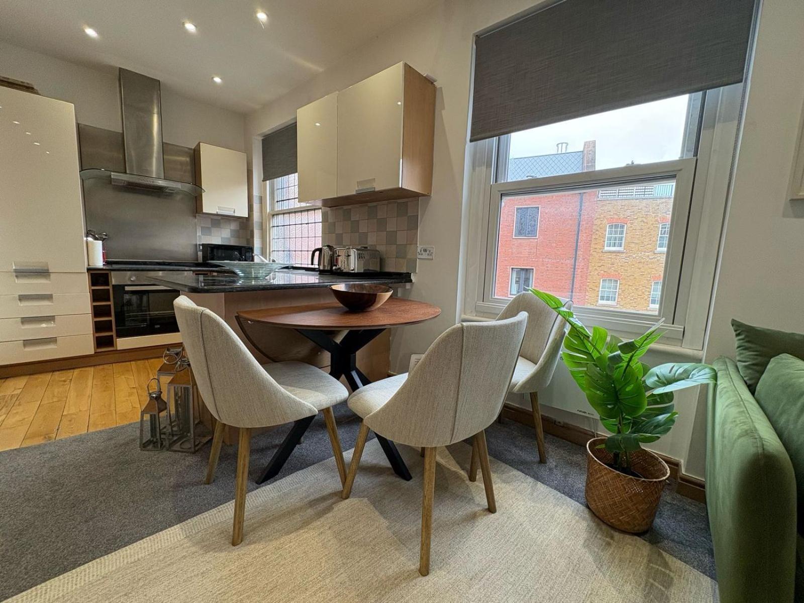 Appartamento Estatesmen Mount Street Mayfair Flat