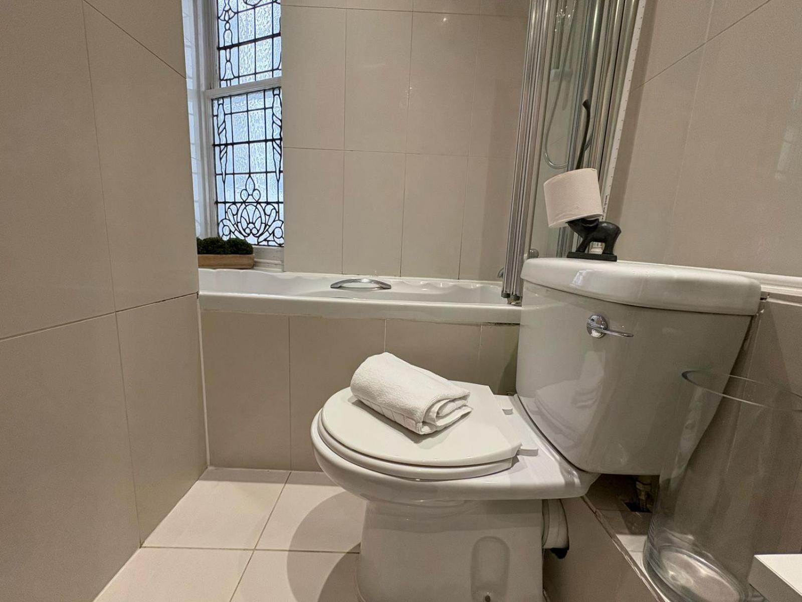 Appartamento Estatesmen Mount Street Mayfair Flat Londra