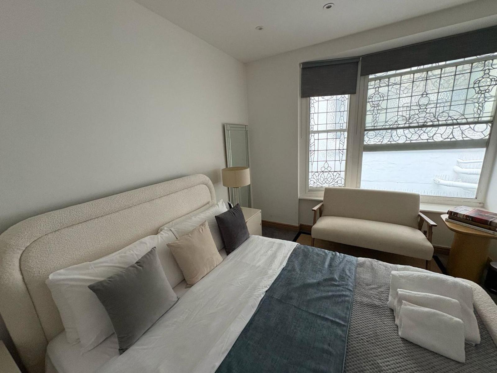 Estatesmen Mount Street Mayfair Flat Londra